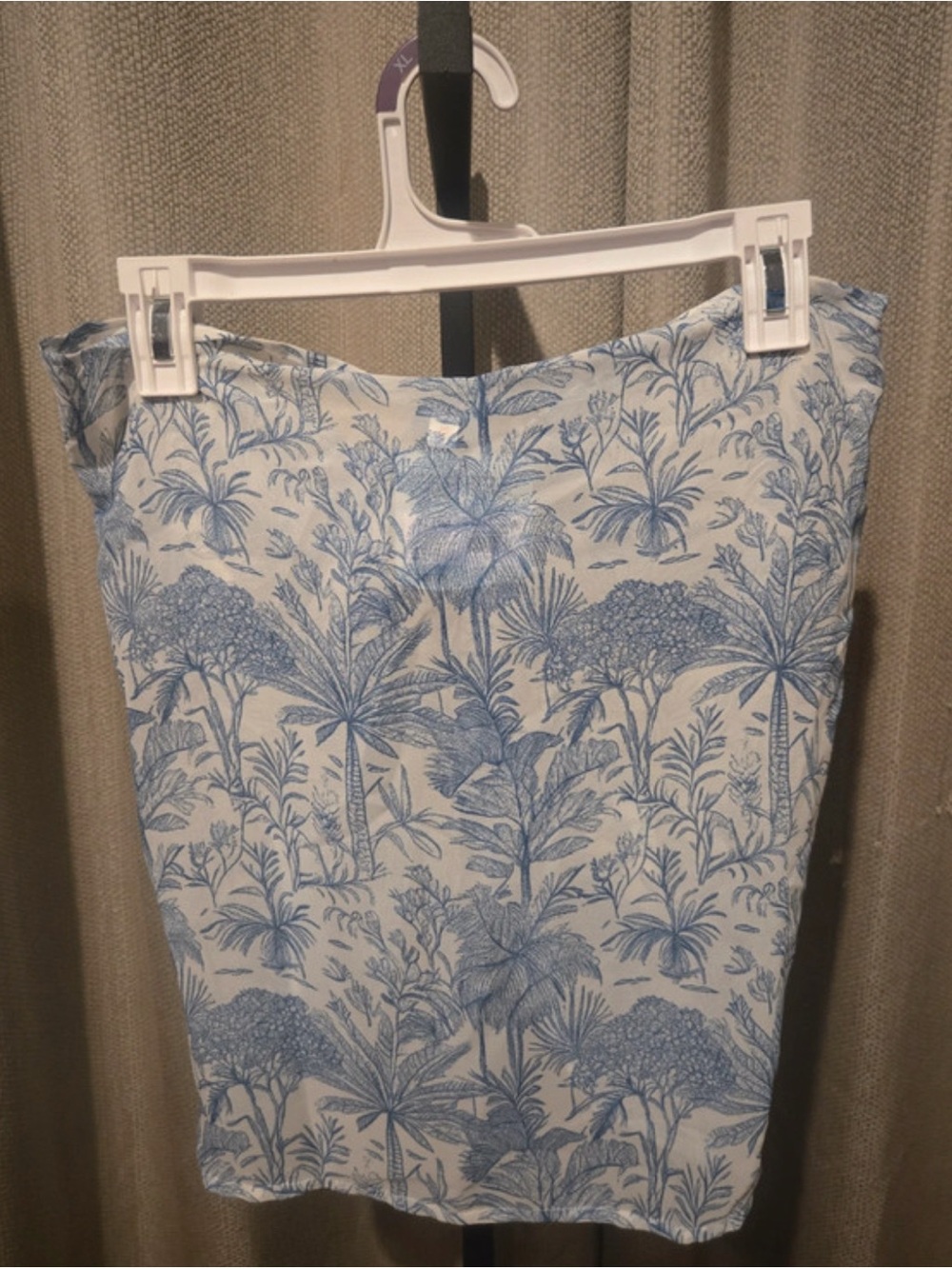 Shade & Shore White and Light Blue Toile Tie-Front Cover Up - L - Picture 2 of 6